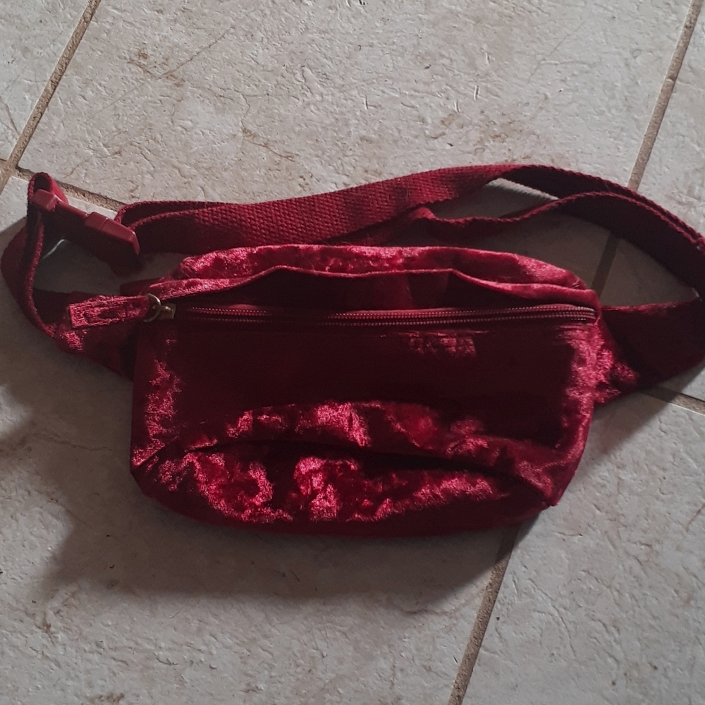 Velvet fanny pack